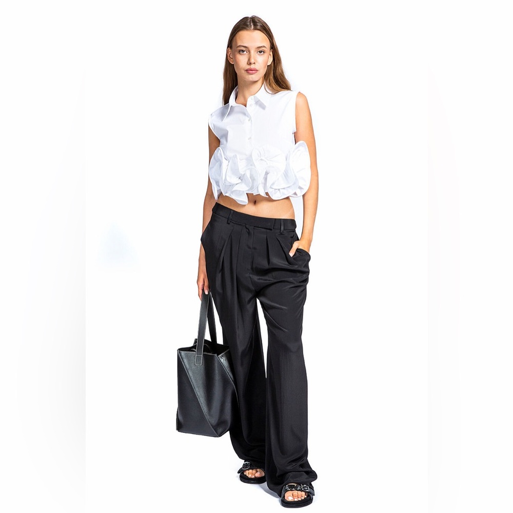 Micas Button Ruffle Ruched Tank Top - Picture 2 of 12